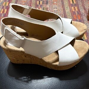 Clarks White Leather Wedge Sandals